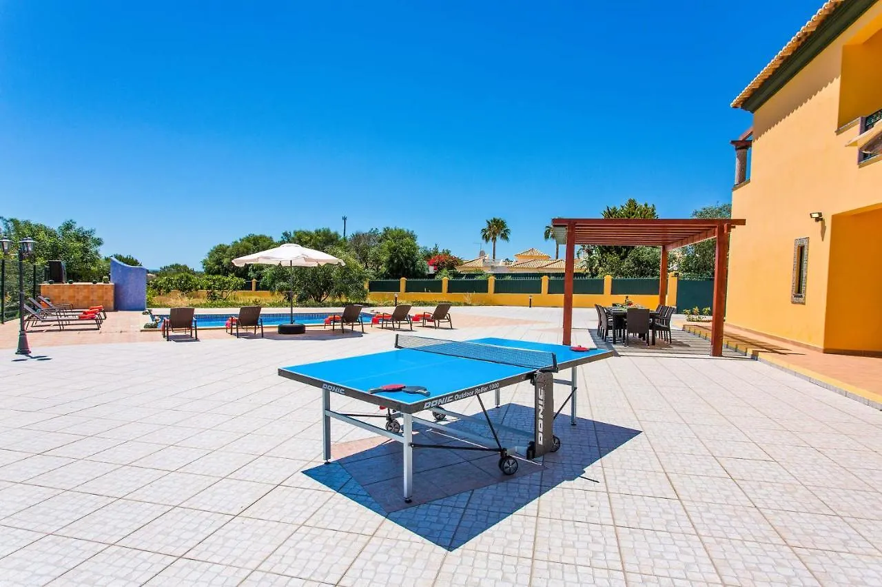 Villa Nincha - Heated Pool - Free Wi-Fi - Air Con Albufeira Portogallo