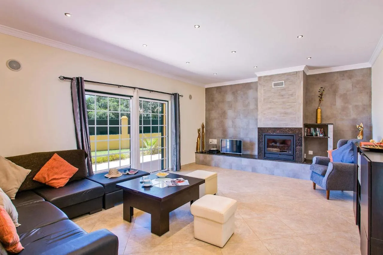 Villa Nincha - Heated Pool - Free Wi-Fi - Air Con Albufeira Portogallo